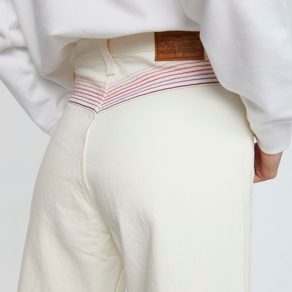 Levi’s Ribcage Straight Leg White/Cream Jeans - Picture 1 of 7